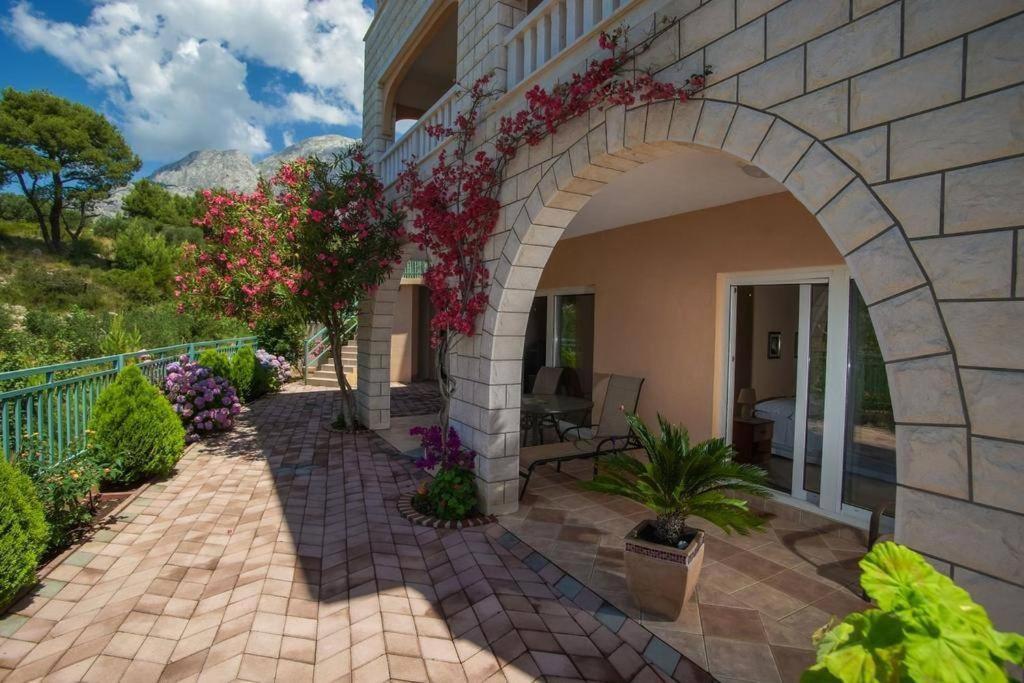 Villa Mara Promajna Exterior photo